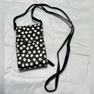 Black and White Daisies Floral Crossbody Bag Phone Holder